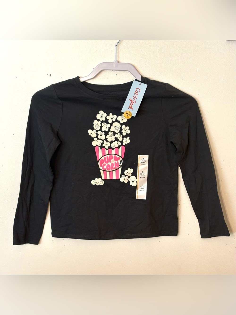 Cat & Jack Girls' Black Popcorn Graphic Long-Sleeve Tee. Size S(6/7). NWT.